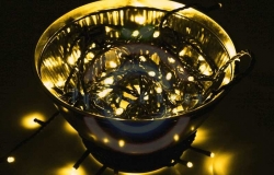Гирлянда светодиодная «Нить» 10м, постоянное свечение, чёрный ПВХ, 220В, цвет:Золото